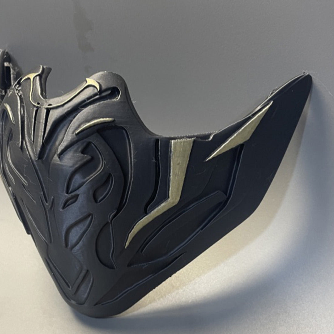 Codename Yuan Fu Rong Mask Cosplay Prop Custom Lightweight Mask for cosplay and Festivals (3D Printed Version/Black)